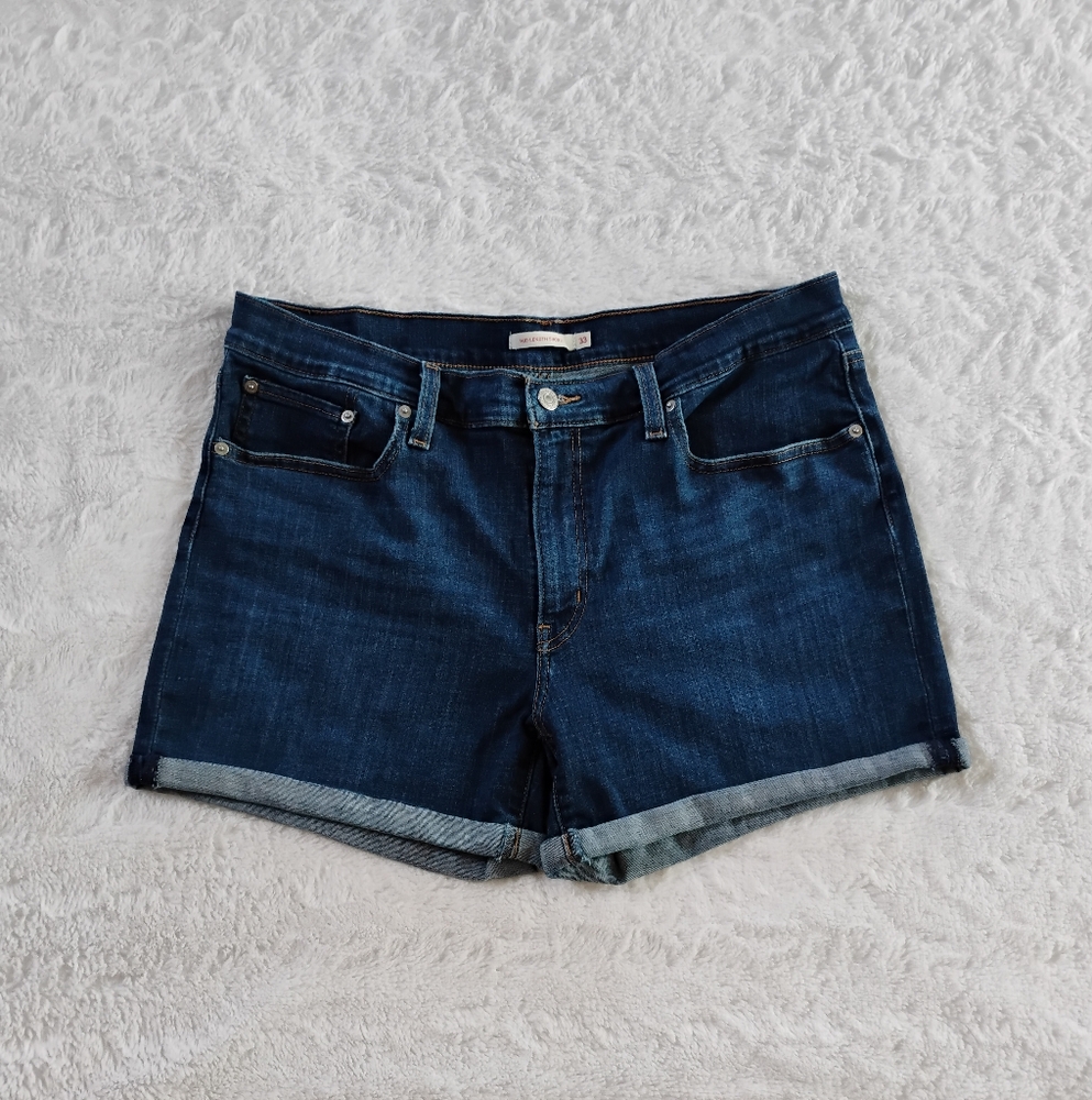 Levi's Mid Length Shorts